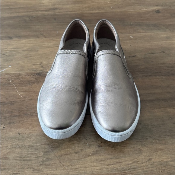 CLARKS Metallic Copper Flats | Women’s 8 | Slip On - Picture 3 of 9